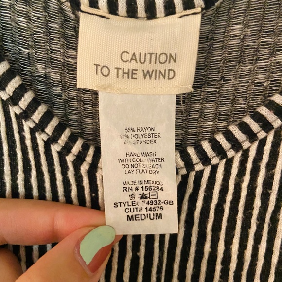 Caution to the wind jumpsuit - Picture 4 of 5